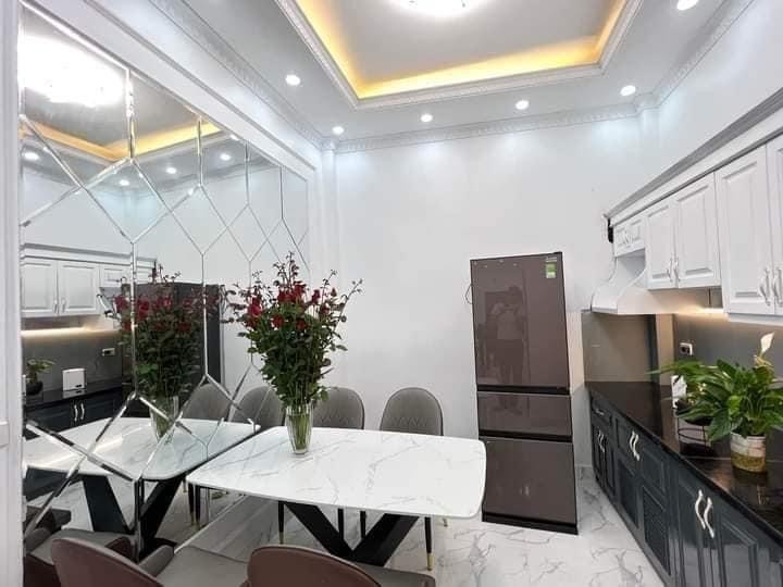 NHÀ MỚI, SIÊU ĐẸP, PHỐ MINH KHAI. VỊ TRÍ ĐẸP, TƯƠNG LAI MẶT PHỐ, DT45M2, 4 TẦNG. Chỉ 4.2 tỷ. 3