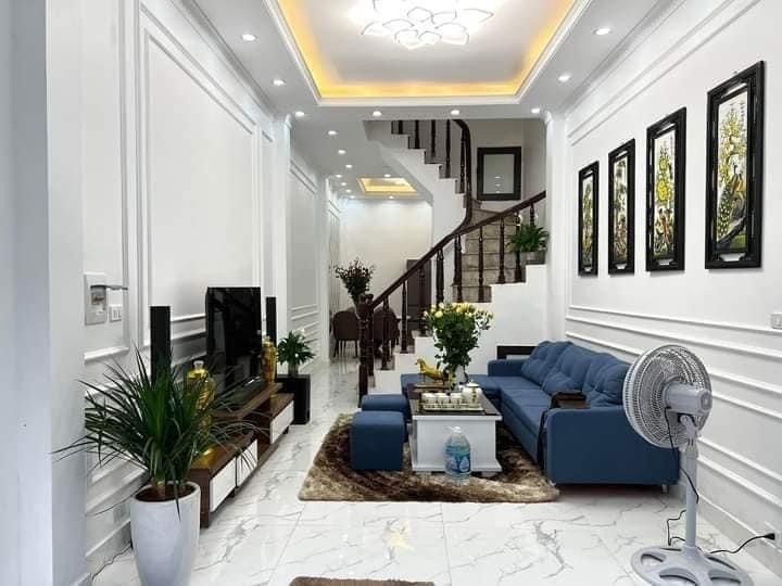 NHÀ MỚI, SIÊU ĐẸP, PHỐ MINH KHAI. VỊ TRÍ ĐẸP, TƯƠNG LAI MẶT PHỐ, DT45M2, 4 TẦNG. Chỉ 4.2 tỷ.