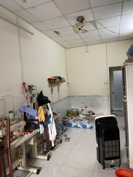 BÁN NHÀ HẺM THÔNG CÁCH MẠNG THÁNG TÁM KHU VIP P4 TÂN BÌNH. 3