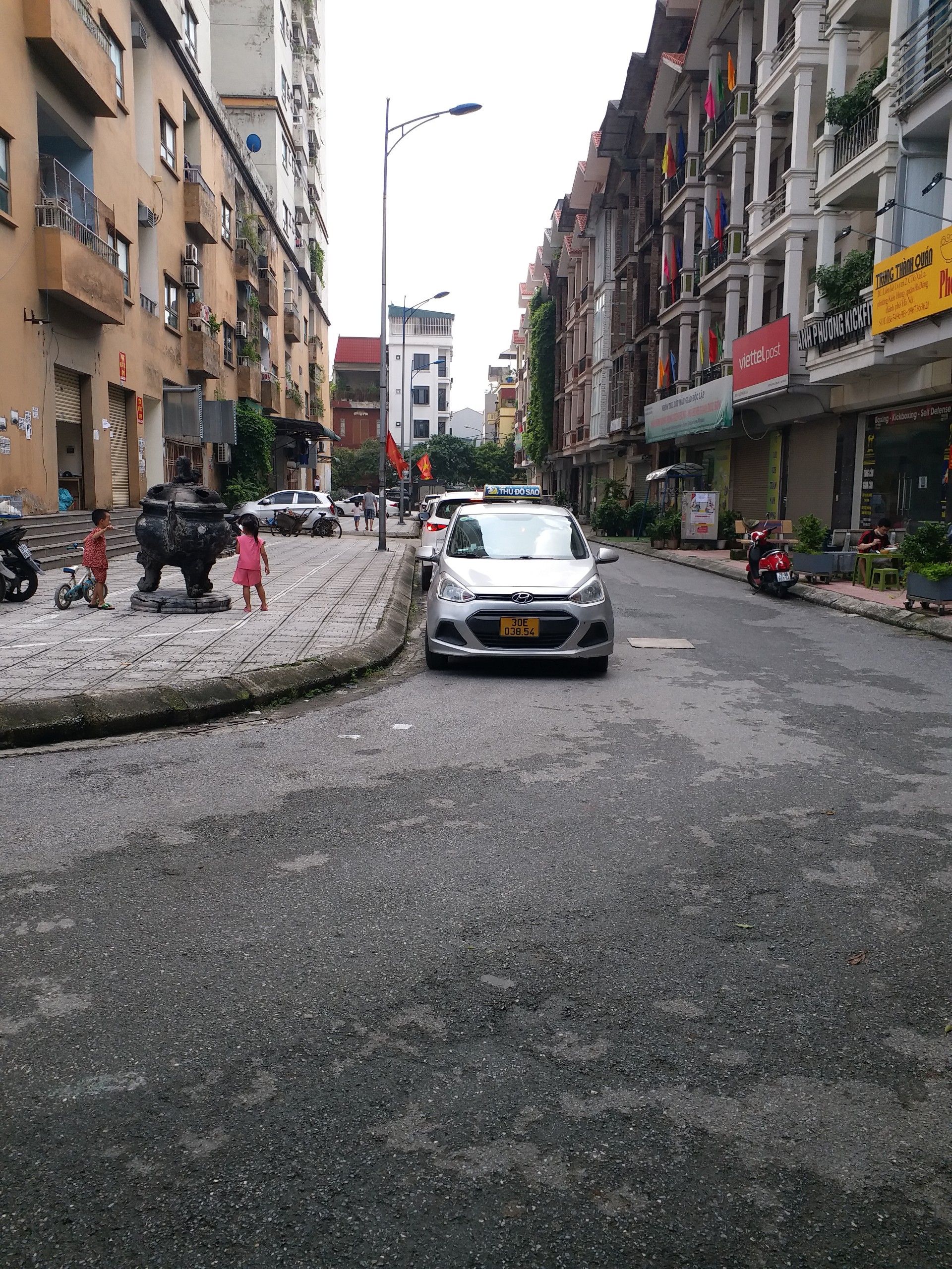 Phân lô LK  nhà 2 mặt đường trước và sau nhà Xa La Hà Đông Dt 59 m2, 6 tầng, giá nhỉnh 7  tỷ 3