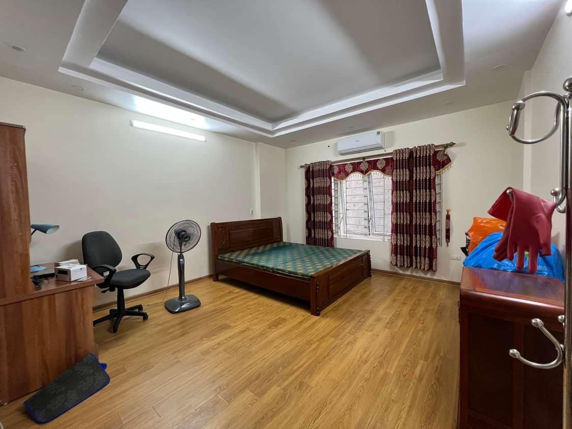 Phố Yên Hòa – nhà đẹp ở luôn – ngõ nông rộng – cách phố 50m. 2