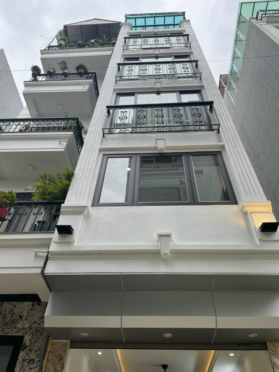 Cần bán Nhà mặt tiền đường Giếng Sen, Phường Phú La, Diện tích 50m², Giá 8.8 Tỷ - LH: 0969177742