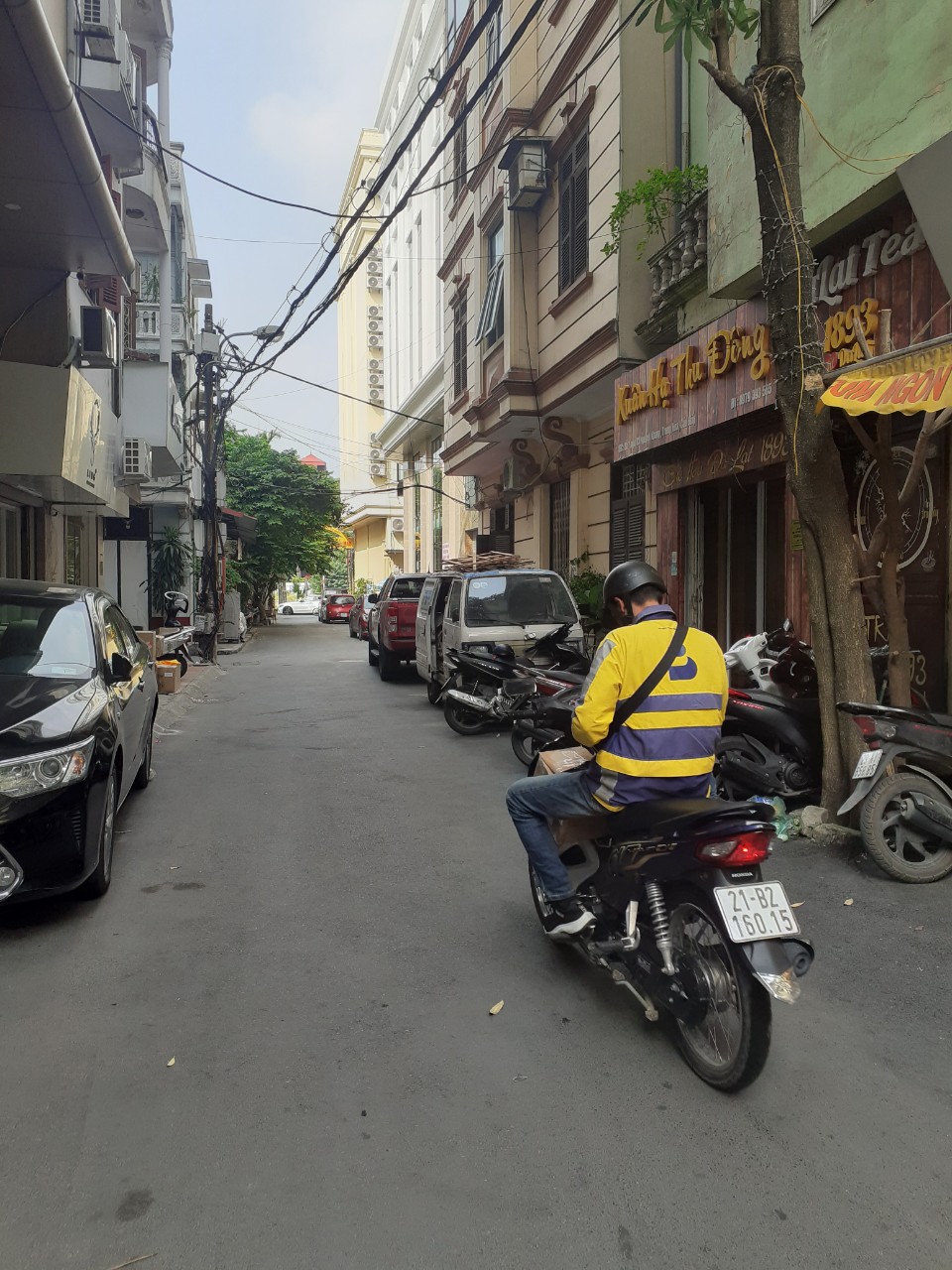 bán nhà Nguyễn Khang Cầu giấy vỉa hè  kinh doanh  xe tải tránh   dt 70 m5 tầng mt 5 mét giá 16 tỷ