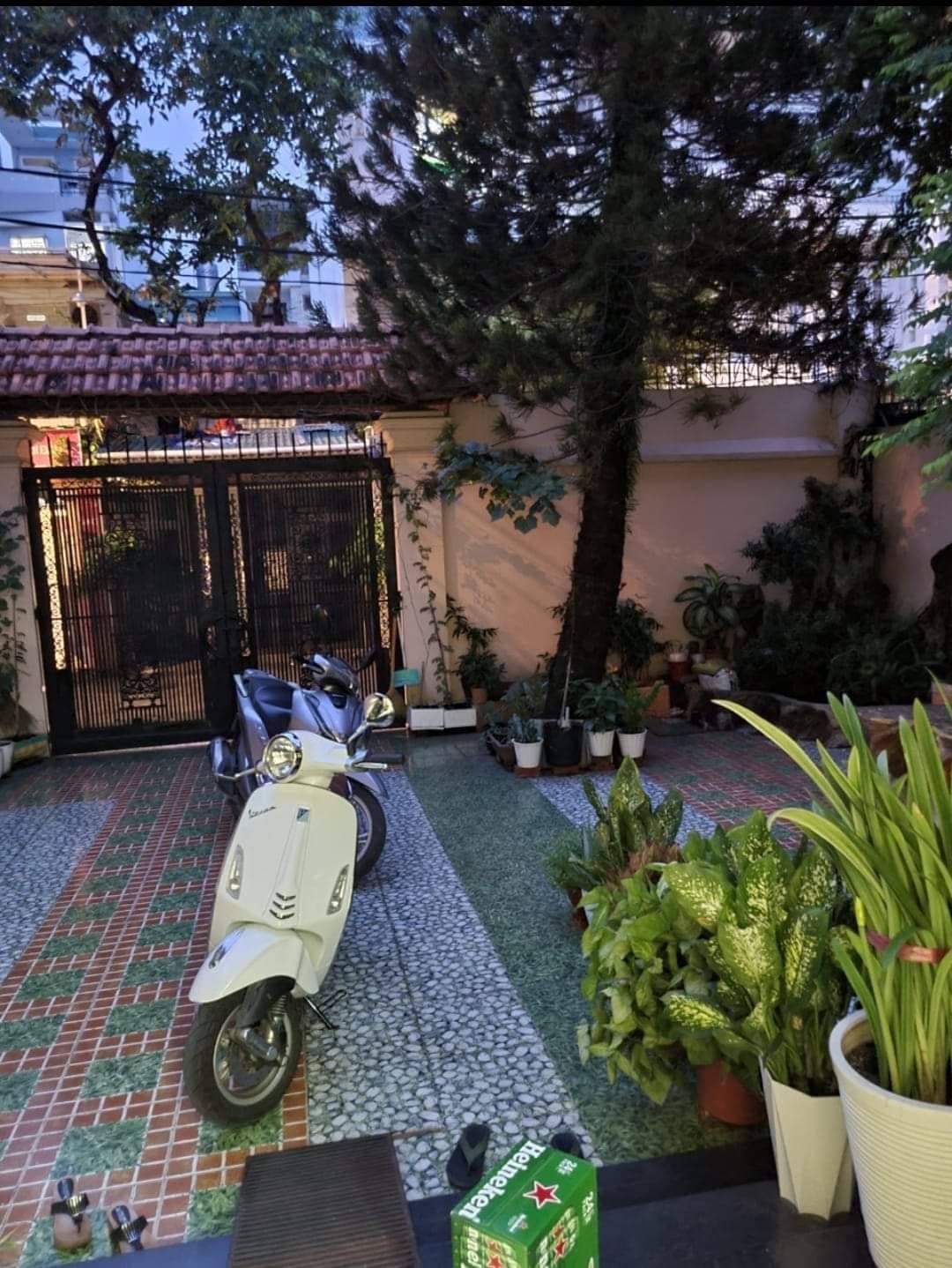 THUA LỖ CHỨNG KHOÁN BÁN GẤP BIỆT THỰ  VIP - 170M2 CHỈ 23 TỶ 2