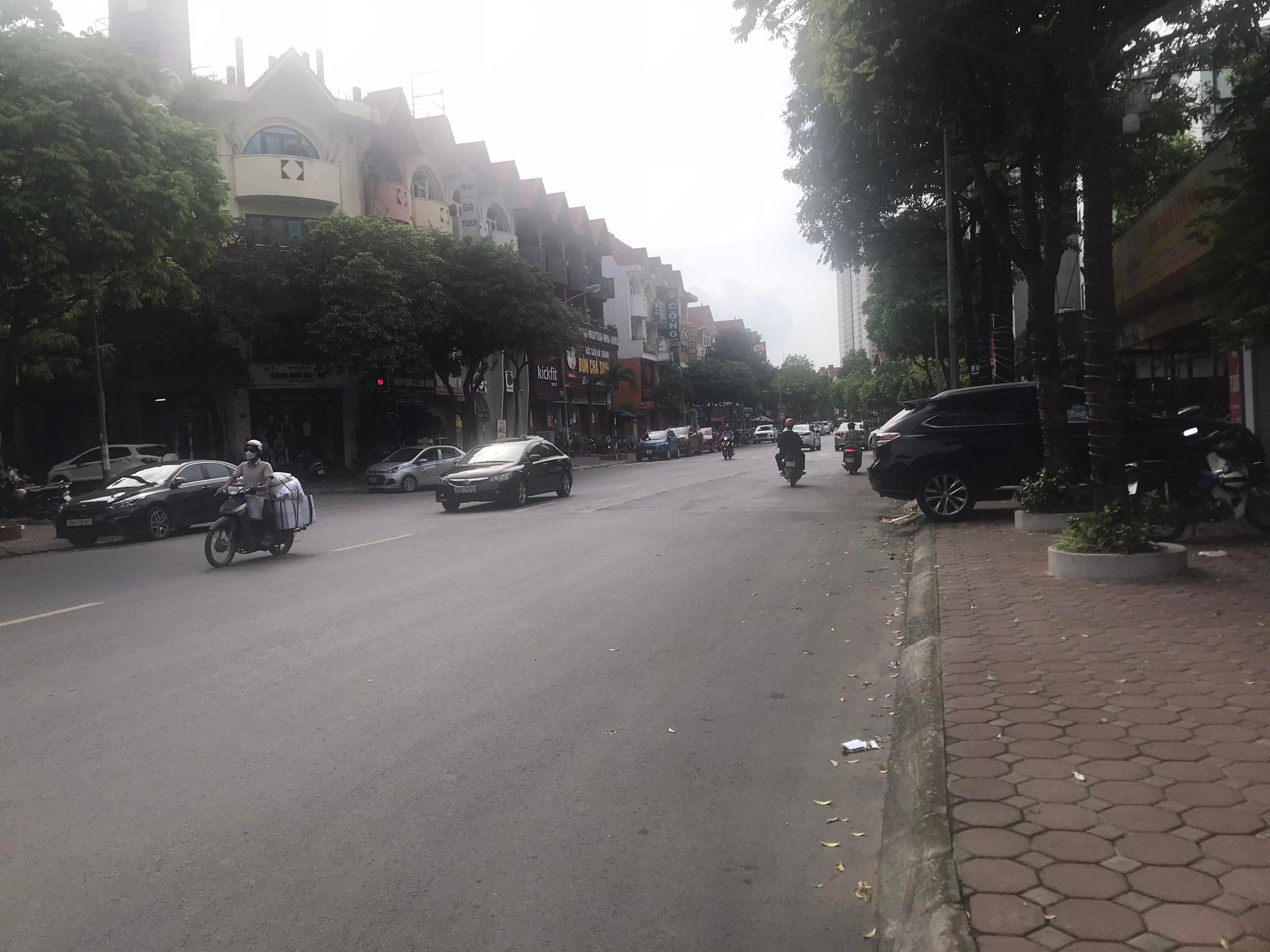 [5 TẦNG - 130tr/m2]  Bán nhà LÀNG VIỆT KIỀU Euroland Hà Đông, Ô tô đỗ cửa