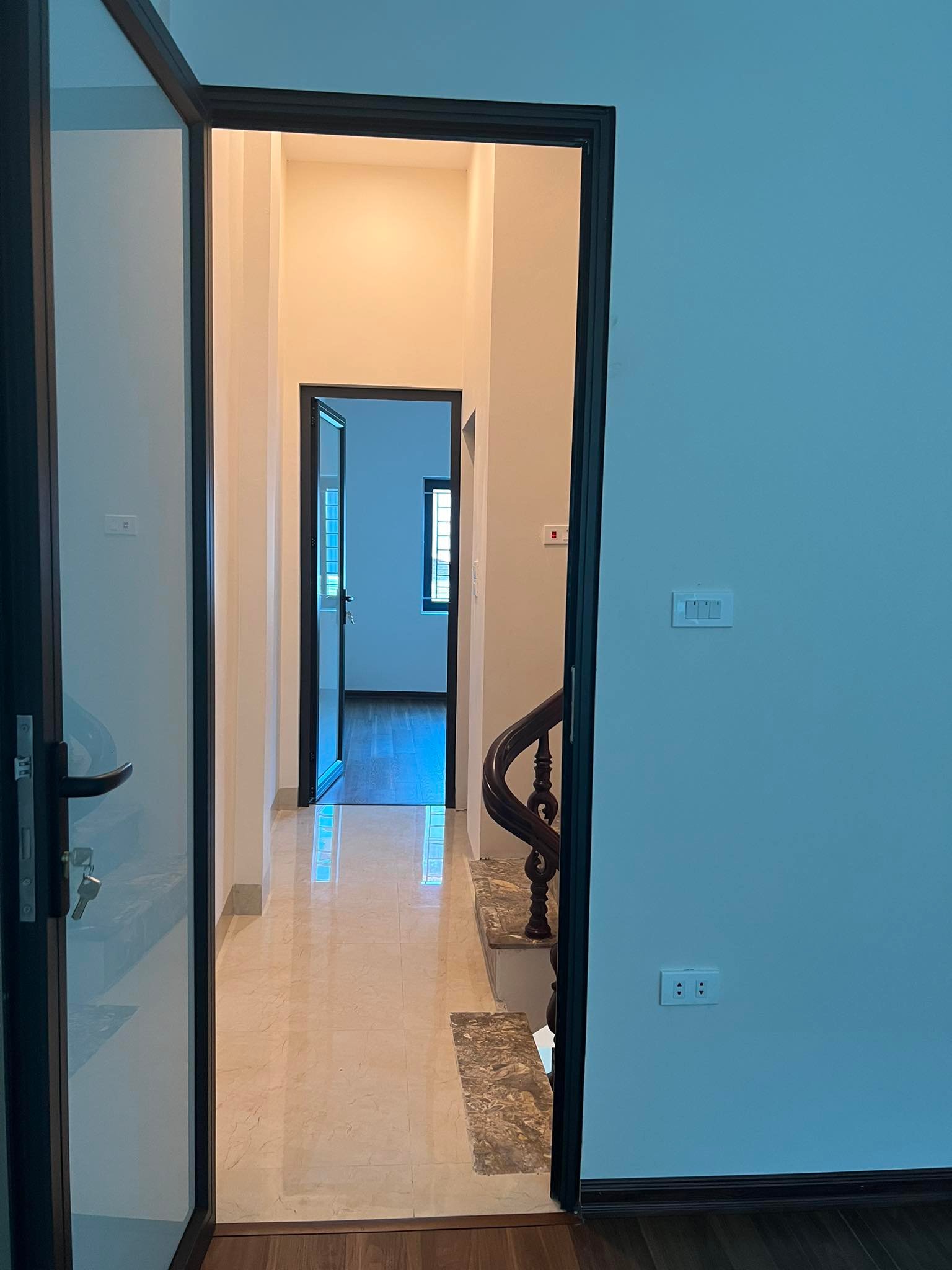 LÀNG VIỆT KIỀU - 4 Tầng - 90tr/m2. Bán nhà Hà Đông. CÁN BỘ - Cách phố 10m