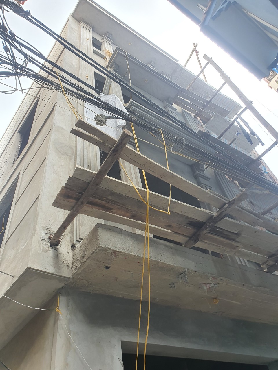 Nhà mới Ngô Thì Sỹ, lô góc 38m, 4.7 tỷ 2