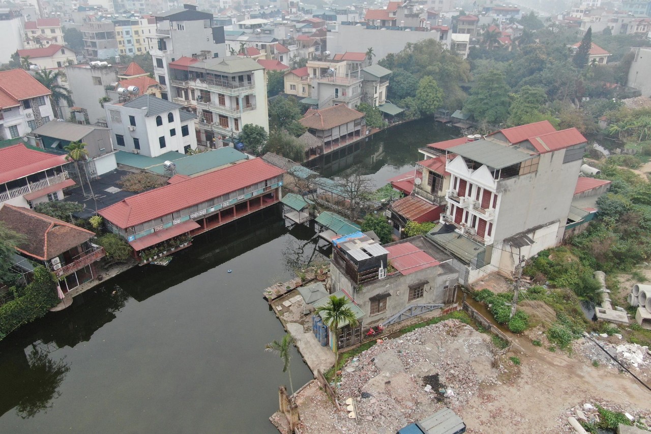 Ngọc Thụy Riverside,long biên:50m,5 tầng, giá 3.8 tỷ, view hồ, full nội thất ở luôn  0389160730