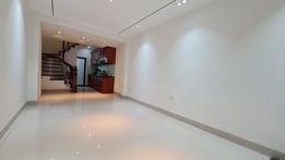 Phố VIP Thái Hà – phân lô ô tô tránh – vỉa hè – nhà mới đẹp - ở ngay 3