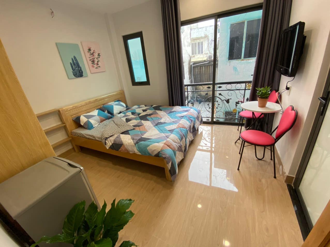 BÁN NHÀ HẺM  CÁCH MẠNG THÁNG TÁM TÂN BÌNH- RẺ SẬP SÀN- 4x17- VUÔNG VỨC- CHỈ 6 TỶ 5
