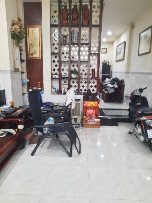 Hẻm XH, / Nguyễn Văn Bá, 4x 18m, Nhà đẹp ở ngay, chỉ 5.3 tỷ