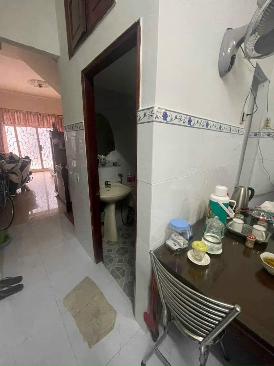 BÁN NHÀ HẺM Ô TÔ VÀO NHÀ VỊ TRÍ ĐẸP SÁT ĐẠI LỘ CỘNG HÒA PHƯỜNG 13 TÂN BÌNH 5