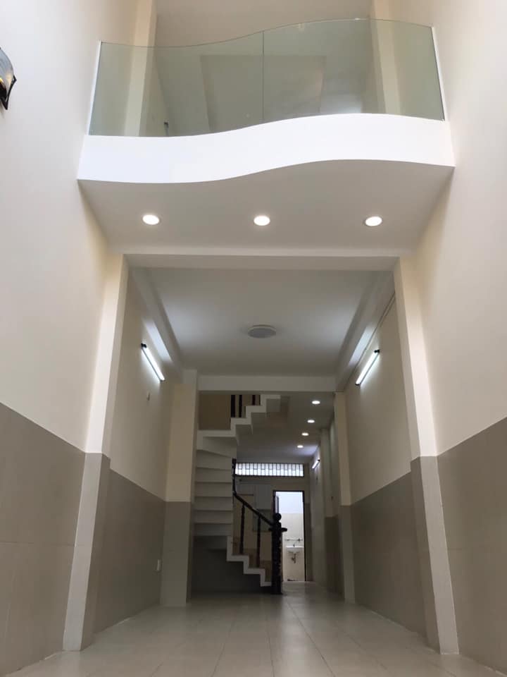 Nhà 4 TẦNG BTCT gần Chợ bà Chiểu, 6 Phòng Làm CHDV Có DÒNG TIỀN 20Tr Tháng 3