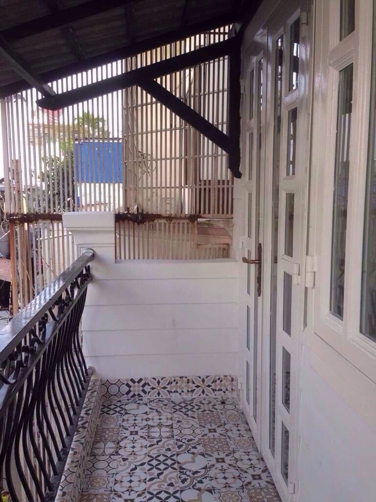 Nhà xây mới 3 tầng - Nội thất cao cấp - Giáp Quận 10 - Ngay vòng xoay Lê Đại Hành 4