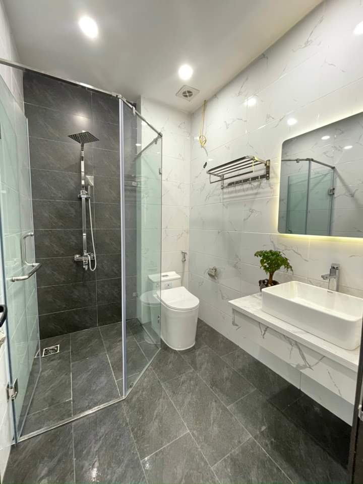 NHÀ MỚI, SIÊU ĐẸP, PHỐ MINH KHAI. VỊ TRÍ ĐẸP, TƯƠNG LAI MẶT PHỐ, DT45M2, 4 TẦNG. Chỉ 4.2 tỷ. 5