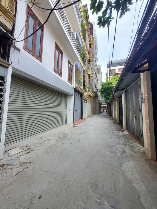 Nhà mới hiện đại – mặt ngõ ô tô đỗ cửa – 7 tầng thang máy xịn sò – gara ô tô