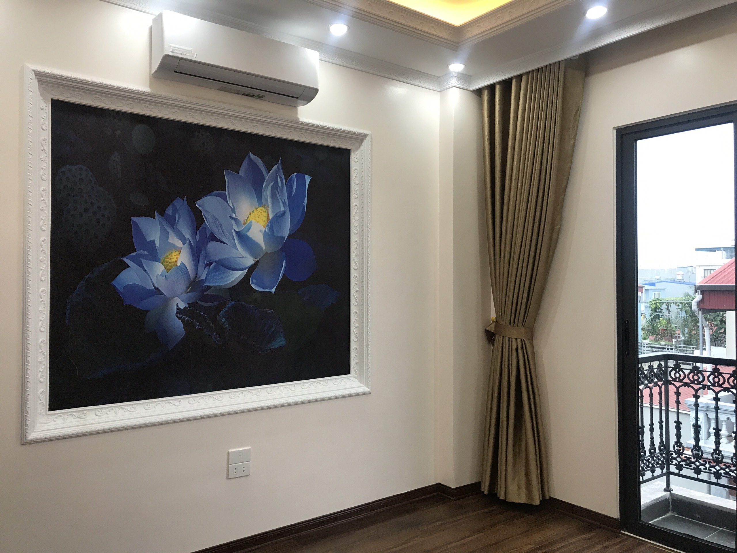 BÁN NHÀ THẠCH BÀN CỔ LINH, LONG BIÊN. DT 50m 5T ô tô 7 chỗ vào nhà giá 5.2 tỷ