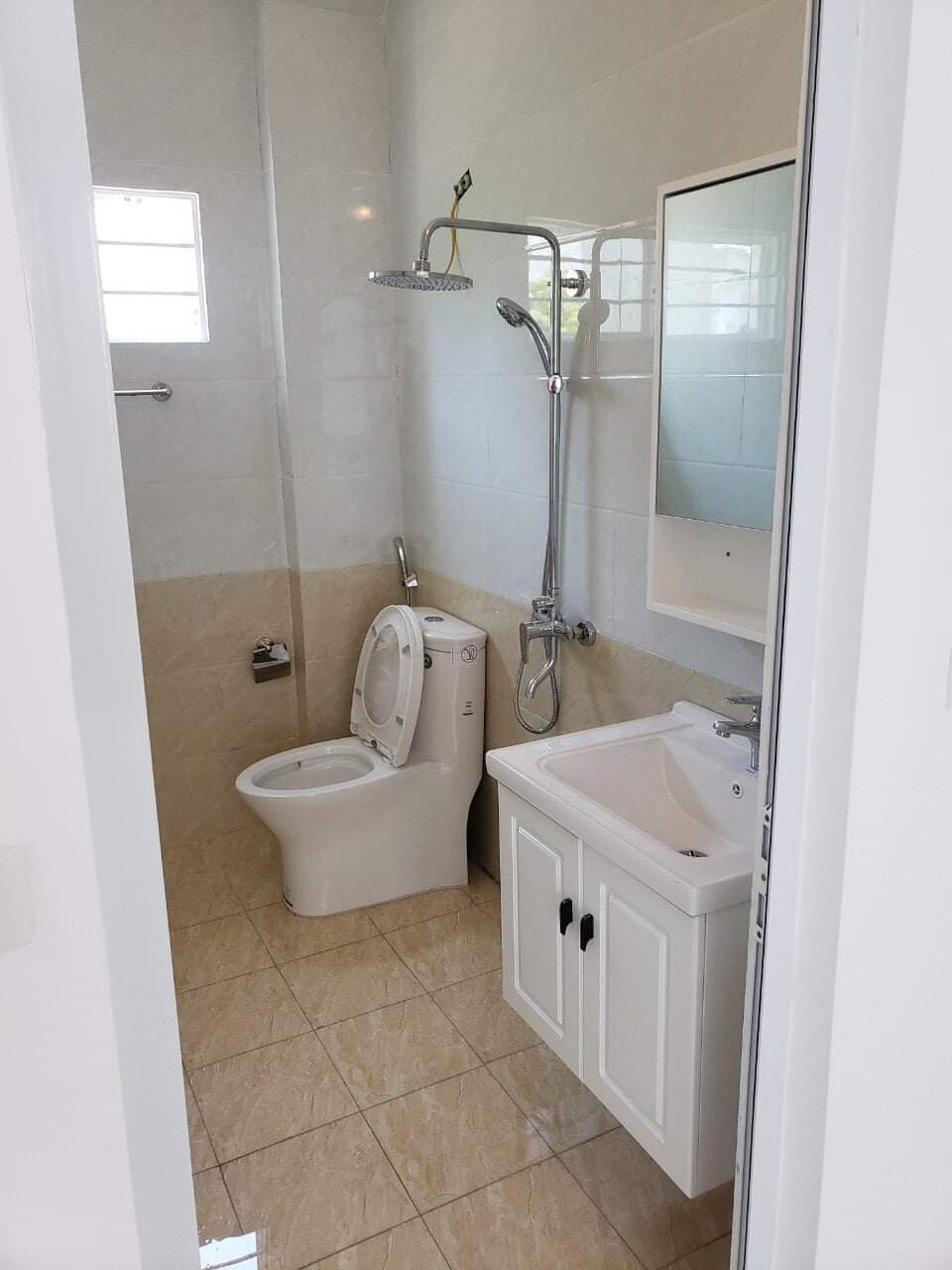 BÁN NHÀ MỚI XÂY-THIẾT KẾ HIỆN ĐẠI DƯƠNG NỘI-HÀ  ĐÔNG 4T *40M GIÁ  NHỈNH 3TỶ 3
