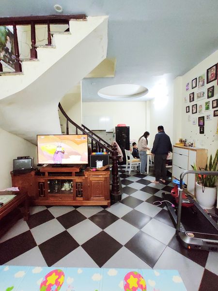 Bán nhà Ngô Gia Tự, Long Biên, 60m2 x 4 tầng, LÔ GÓC, Ô TÔ, nhà ĐẸP, ở NGAY