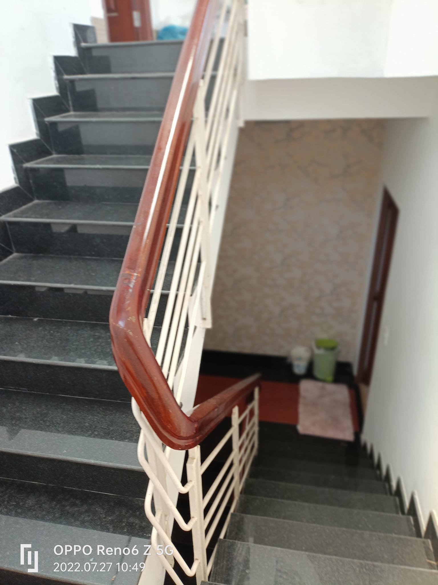 TÂN BÌNH KHU SÂN BAY ÚT TỊCH, HOÀNG VIỆT 5 TẦNG 5X15 HXH TẶNG HẾT NỘI THẤT GIÁ 9.2 TỶ 3