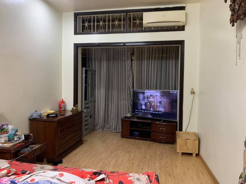Chỉ 3.1 tỷ bạc có ngay 57m2*3T trung tâm Đống Đa đọc nhất 4