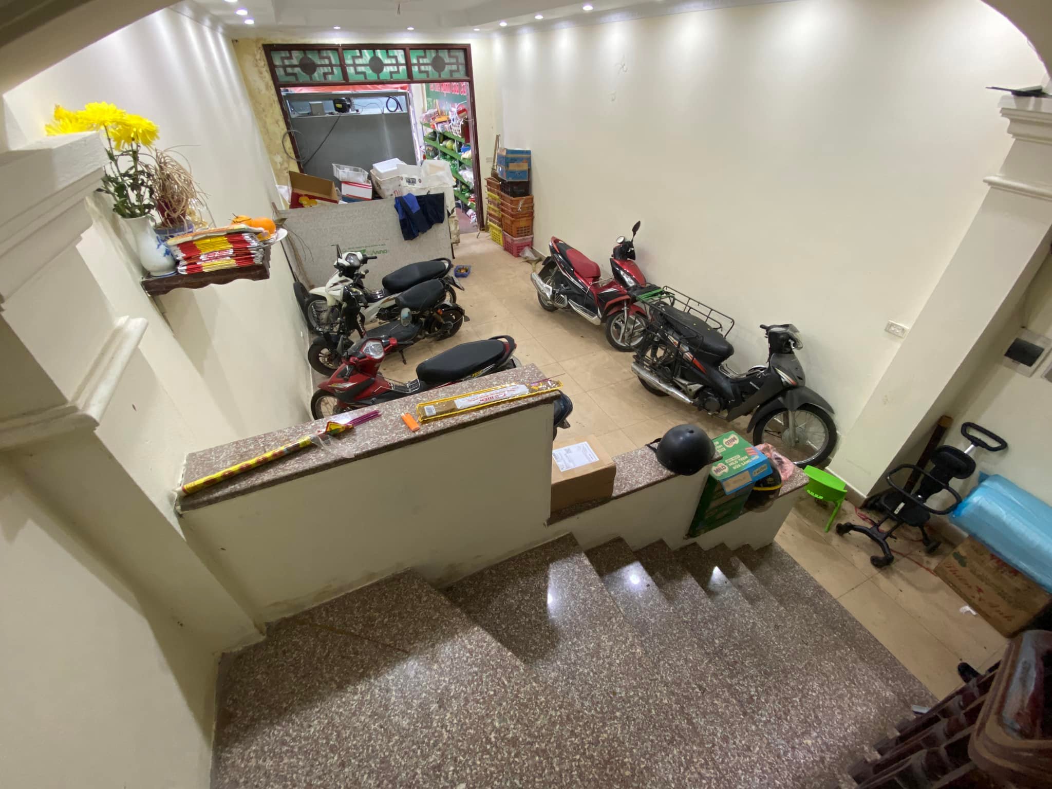 Bán nhà mặt phố KĐT Văn Quán, Hà Đông 106m2, 4 tầng, MT 4,3m, giá cực hiếm 17,5 tỷ. MẶT PHỐ- KINH DOANH - 3 OTO TRÁNH VỈA HÈ - GIÁ CỰC ÊM - CHỦ CẦN BÁN GẤP. 5