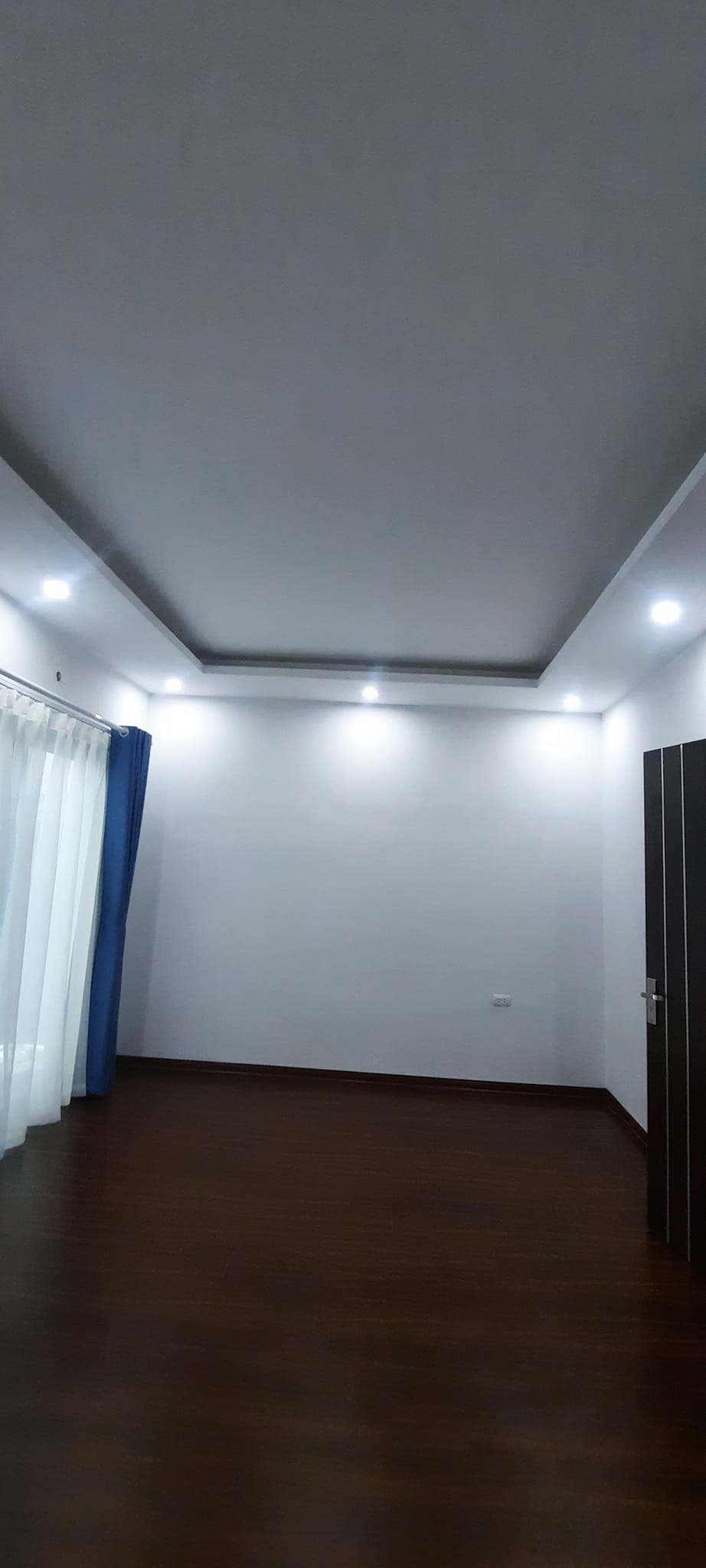 Bán nhà  phố Lê Thanh Nghị, Hai Bà Trưng , 35m2, MT 5m, 5 tầng, nhỉnh 4 tỷ, ô tô cách nhà vài bước chân. 2