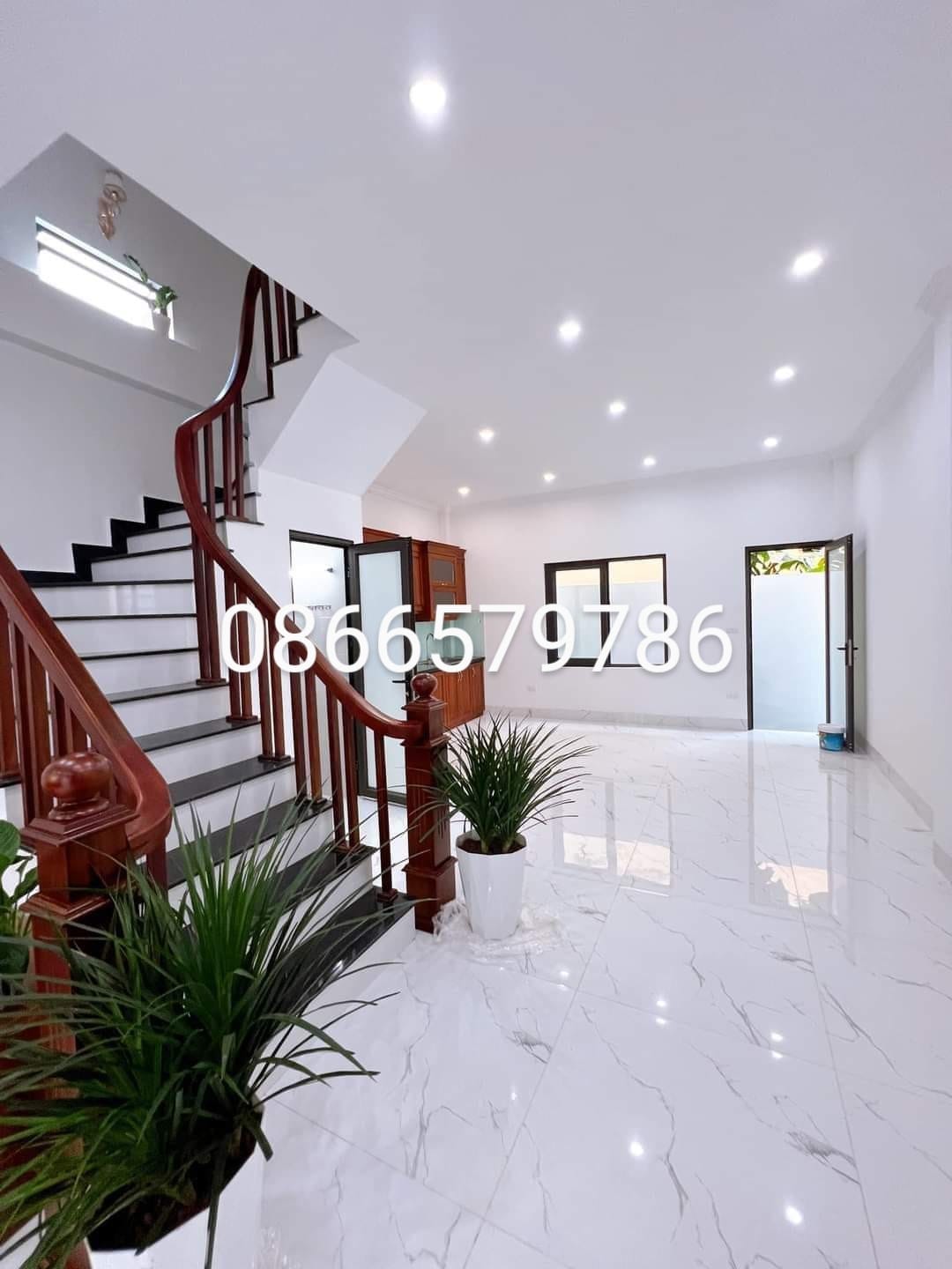 B.Á.N NHÀ BÁT KHỐI - CỔ LINH - LONG BIÊN. NHÀ MỚI THOÁNG, GIÁ RẺ. 4