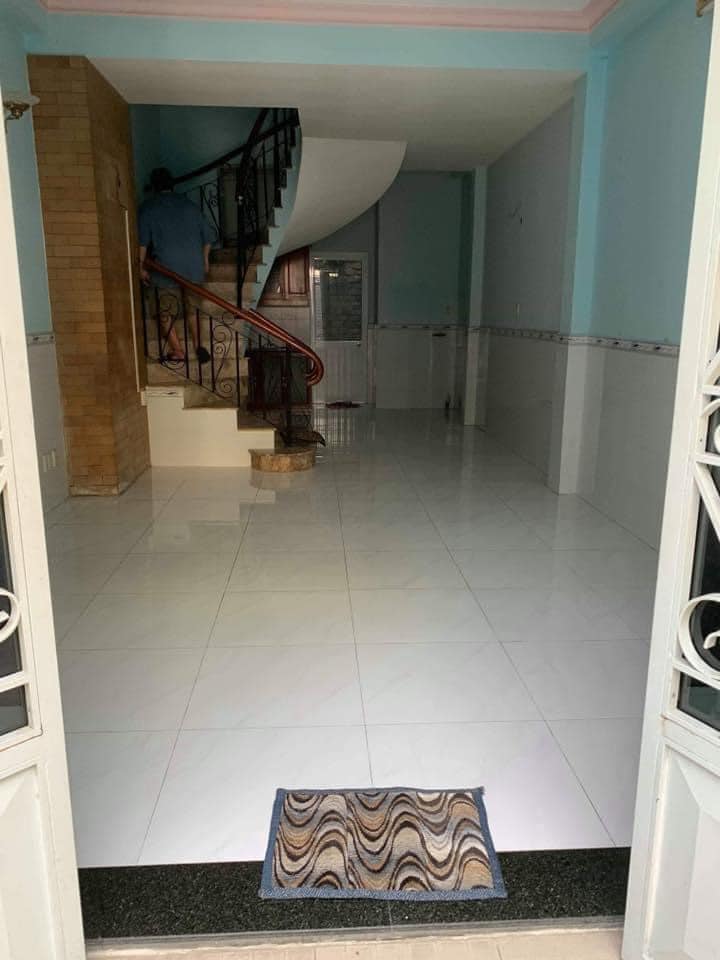 BÁN NHÀ HẺM XE HƠI KHU QUÂN ĐỘI AN NINH GIÁP CỘNG HÒA THUẬN TIỆN DI CHUYỂN SÂN BAY VÀ QUẬN TRUNG TÂM 5