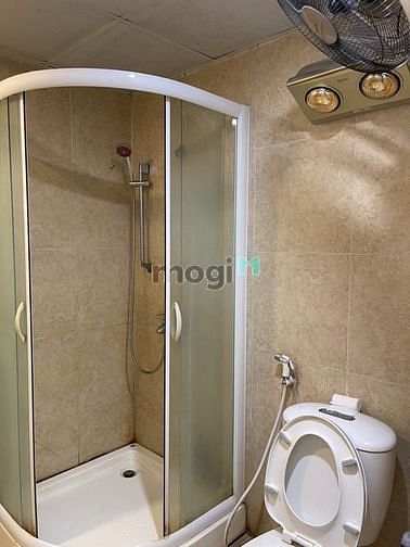 Bán căn hộ CC Vườn Đào, Lạc Long Quân, 97m2, Tầng 16, 2PN, giá 3 tỷ 5