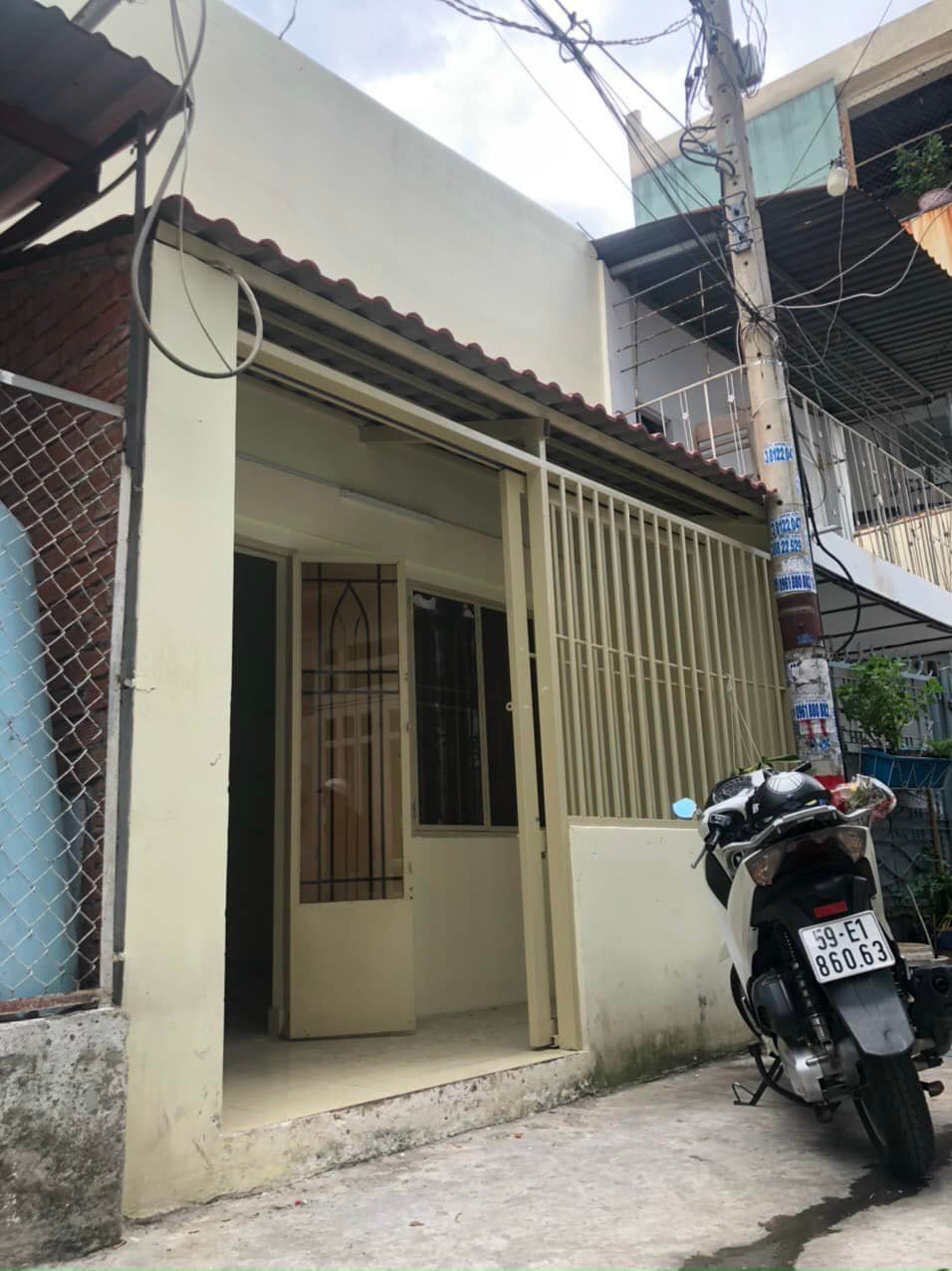 BÁN NHÀ HẺM  CÁCH MẠNG THÁNG TÁM TÂN BÌNH- RẺ SẬP SÀN- 4x17- VUÔNG VỨC- CHỈ 6 TỶ 3
