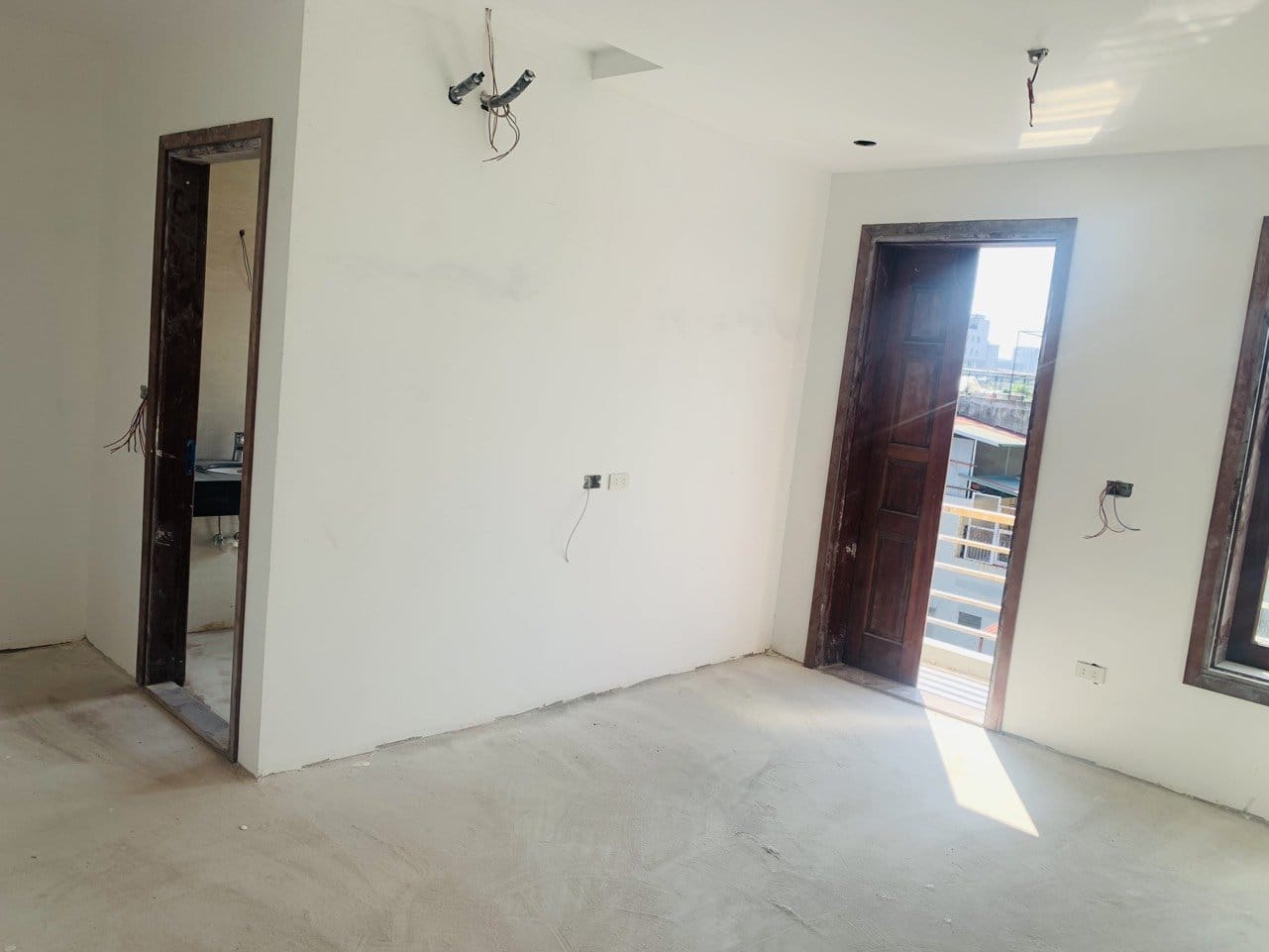 Nhà mới hiện đại – mặt ngõ ô tô đỗ cửa – 7 tầng thang máy xịn sò – gara ô tô 5