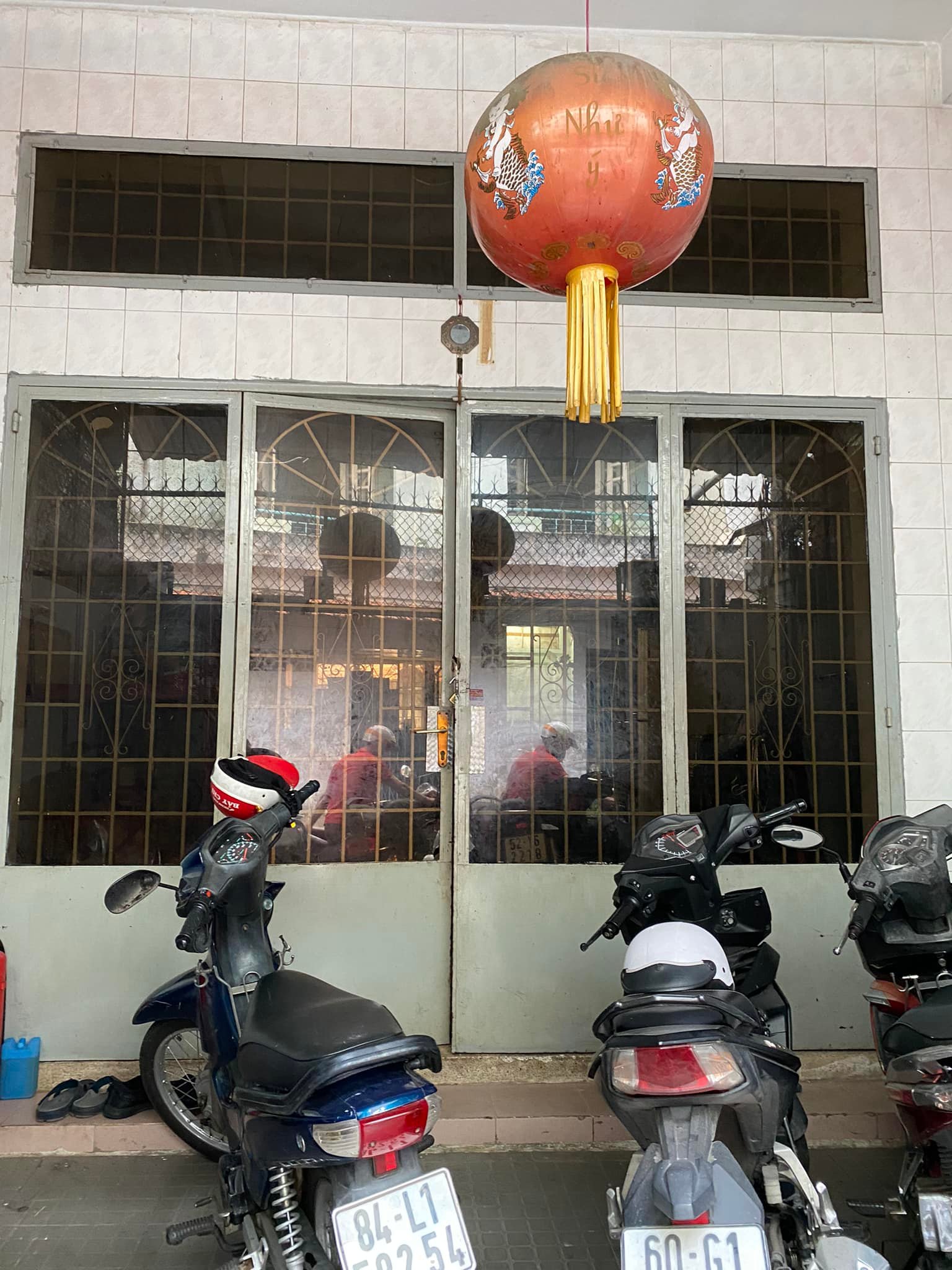 BÁN NHÀ HẺM XE TẢI TRÁNH THÔNG TỨ TUNG - KHU SÂN BAY. KHU CÁN BỘ KHÔNG QUÂN Ở 2