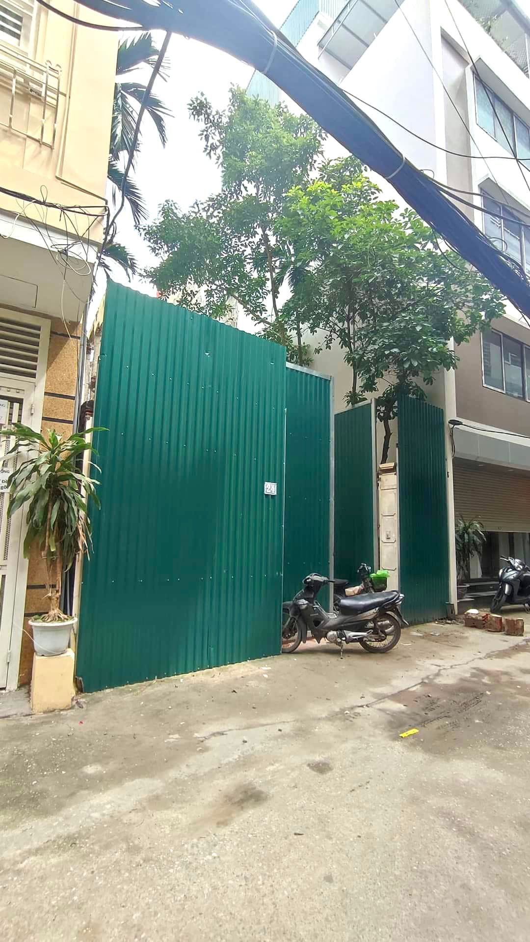 BÁN NHÀ CẤP 4, Ô TÔ TRÁNH TRƯỚC NHÀ, GẦN 180M2 GIÁ MỀM 1