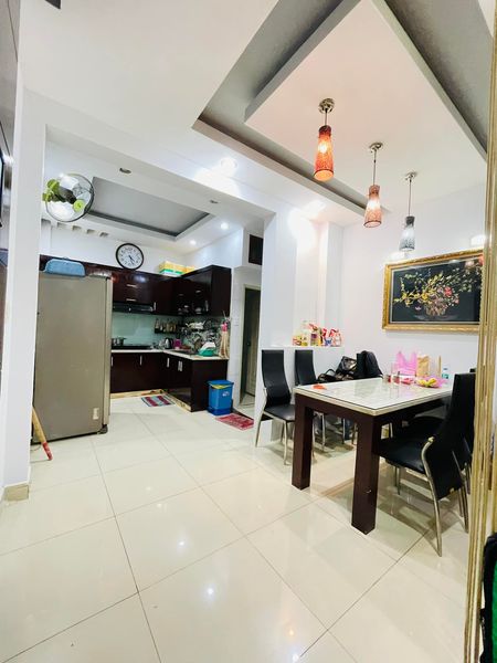 BÁN NHÀ LẠC LONG QUÂN P10 TÂN BÌNH HẺM XE HƠI ĐỖ CỬA NHÀ MỚI Ở NGAY GIÁP QUẬN 10 2