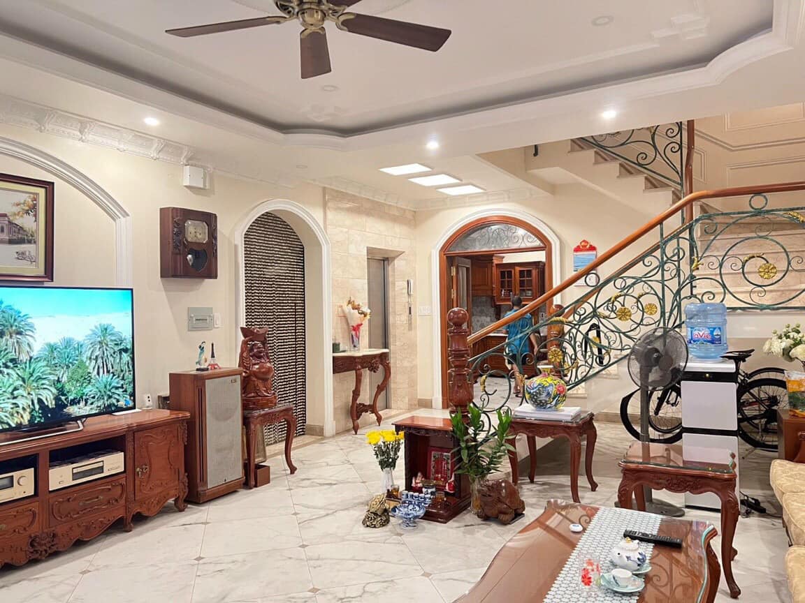Bán nhà đường Lê Quang Định Ngang khủng 5m Diện tích 50m2 nhà đẹp ở ngay