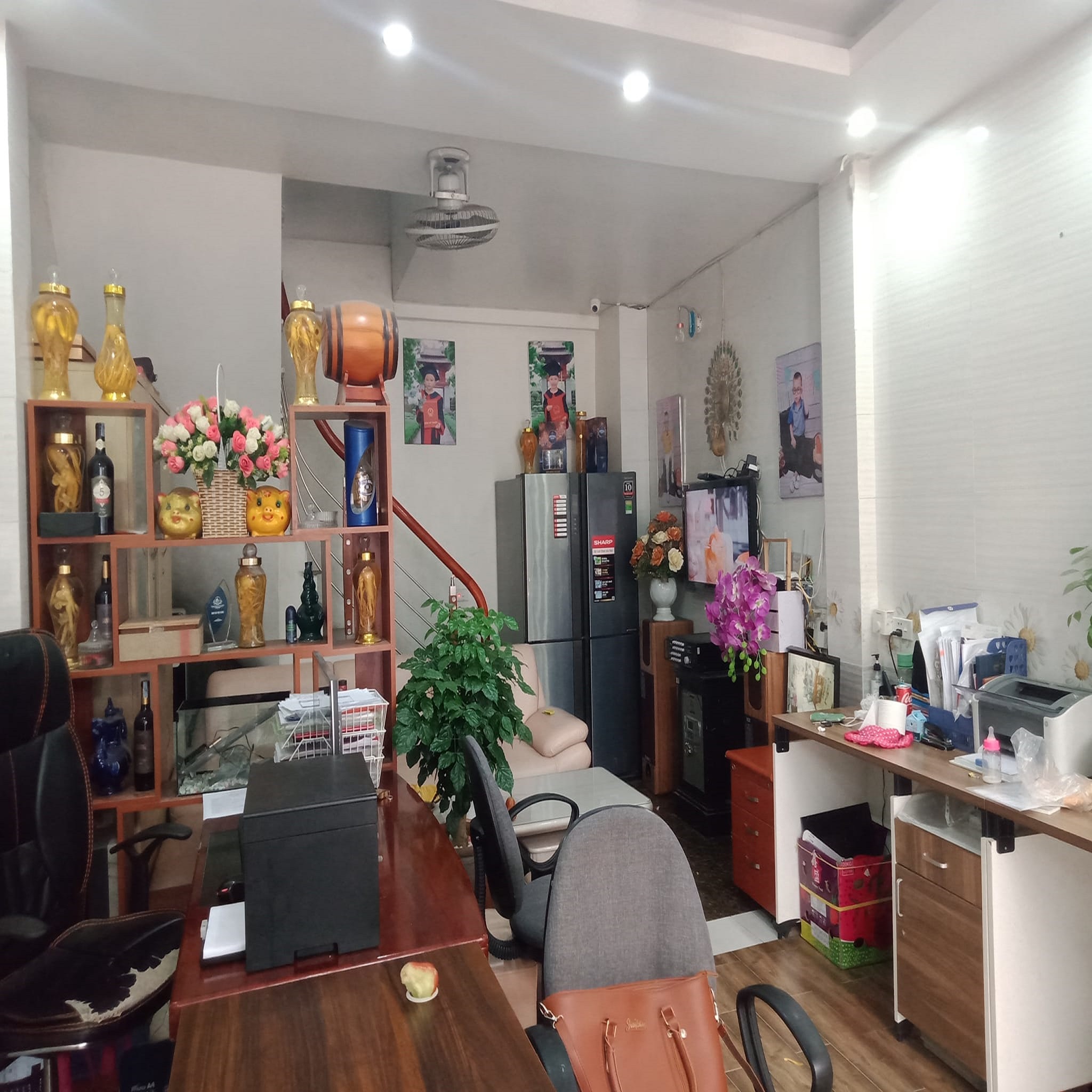 Bán nhà chính chủ Phú Đô. Nhà đẹp - Gần Phố - Kinh Doanh. 38m2 Mt 4.3m chỉ 4 tỷ. Ô Tô Đỗ Cửa 1