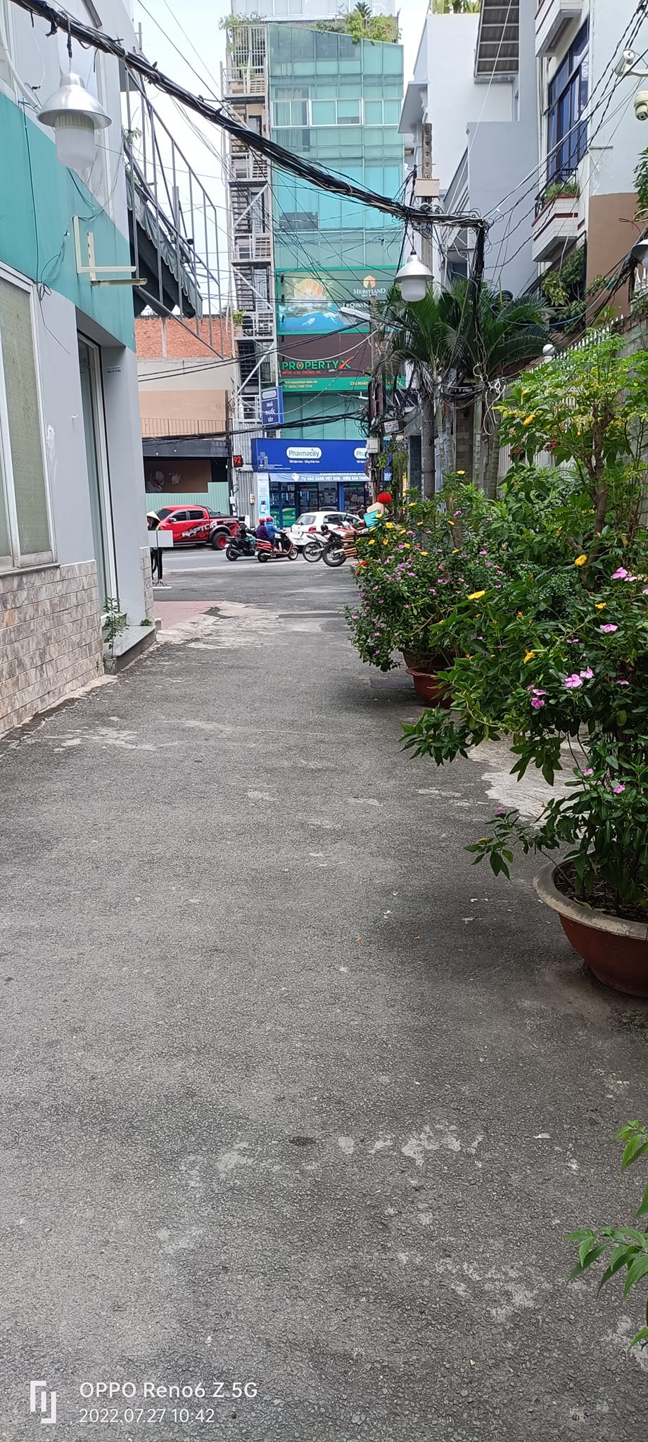 TÂN BÌNH KHU SÂN BAY ÚT TỊCH, HOÀNG VIỆT 5 TẦNG 5X15 HXH TẶNG HẾT NỘI THẤT GIÁ 9.2 TỶ 5