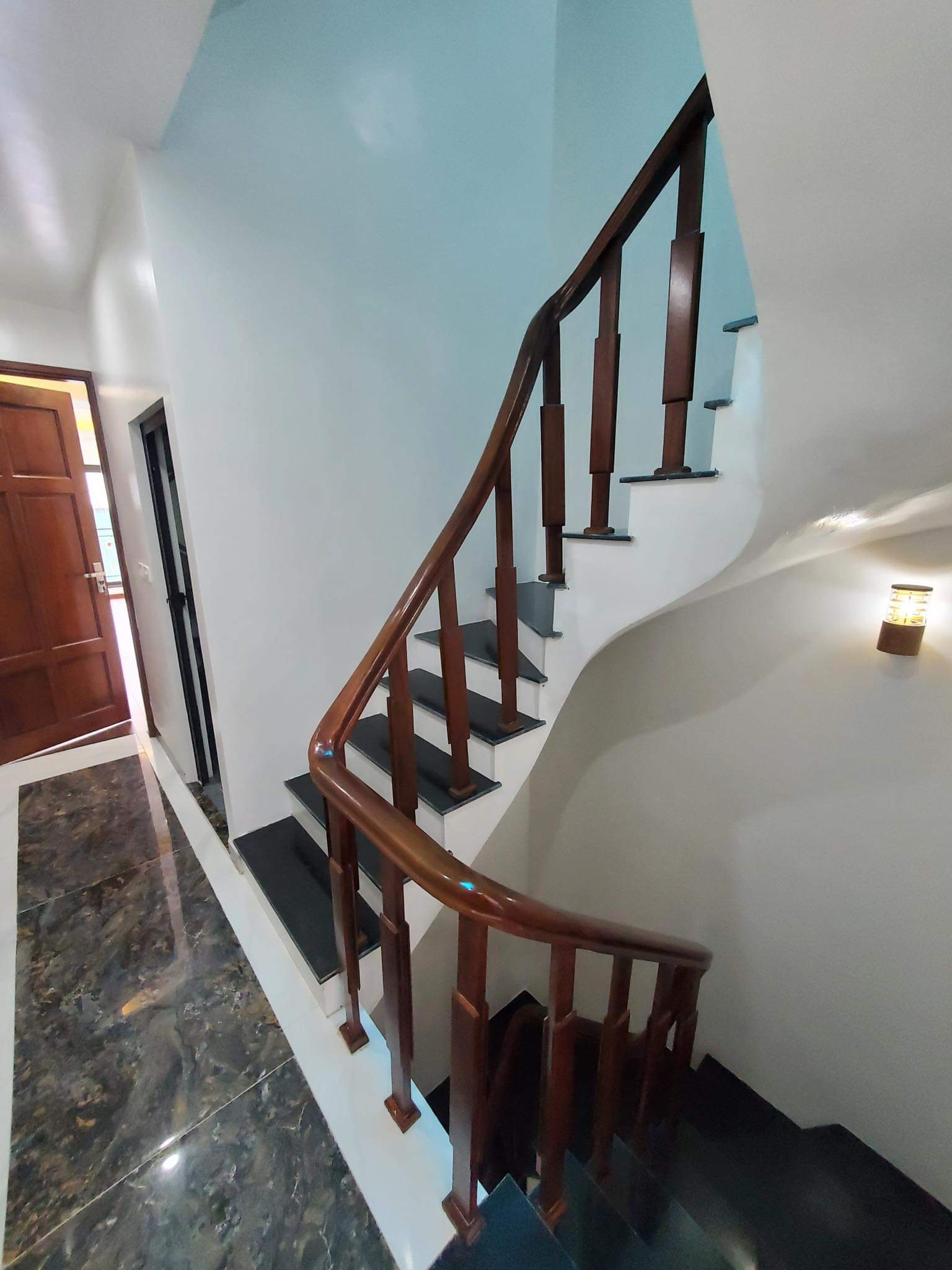 Bán nhà Dương Văn Bé, quận Hai Bà. Vị trí đẹp gần sát Time City, dt38m2. Chỉ 3.9 tỷ. 3