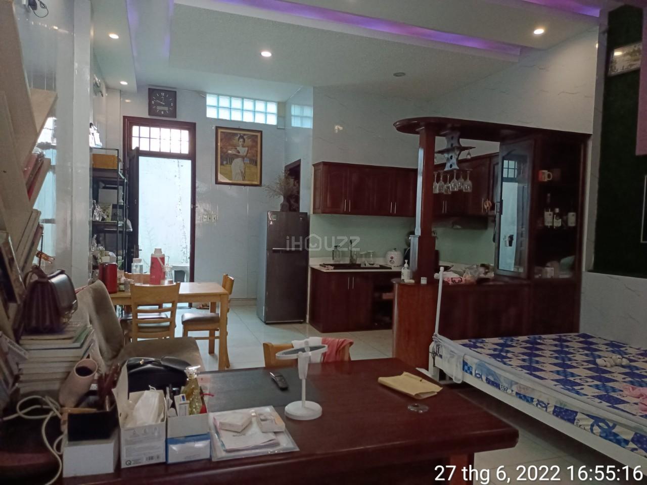 Bán gấp nhà mặt tiền phường Trường Thọ TP Thủ Đức 184m - 14 tỷ