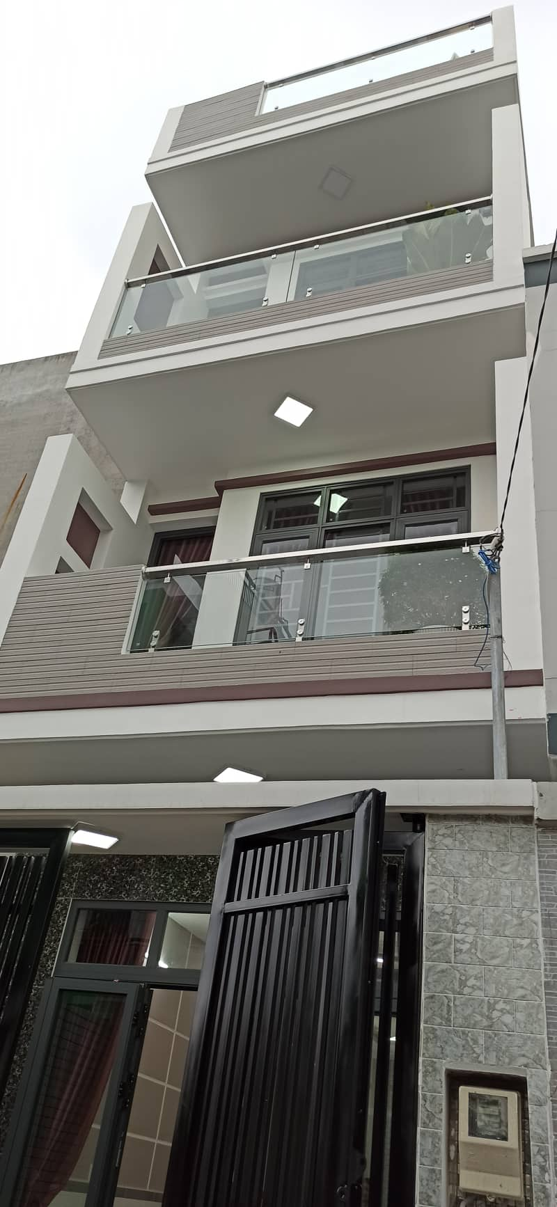 Bán Nhà Mặt Tiền Đường 1  Phước Bình Quận 9, 90 m2, 1 Trệt 2 Lầu, Kinh Doanh Sầm Uất