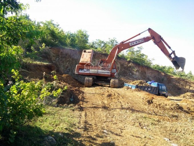 Cần bán đất san lấp mặt bằng để làm đường tại tỉnh Ninh Thuận 3