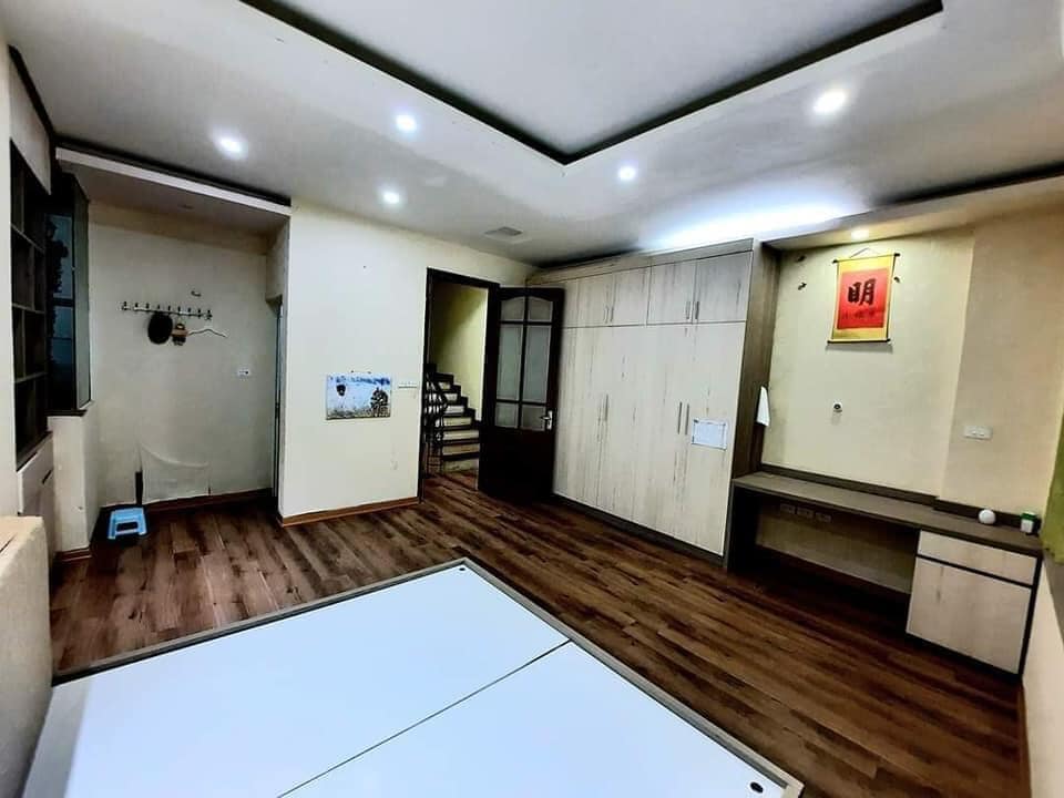 Cần bán Nhà riêng đường Quan Nhân, Phường Nhân Chính, Diện tích 52m², Giá 4.3 Tỷ - LH: 0927879989 4