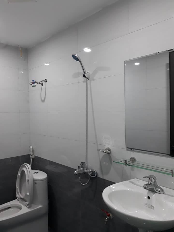 NHÀ NAM TỪ LIÊM, 3 GÁC TRÁNH, 20M RA Ô TÔ, DT 34M, 5 TẦNG, GIÁ 36 TỶ 4
