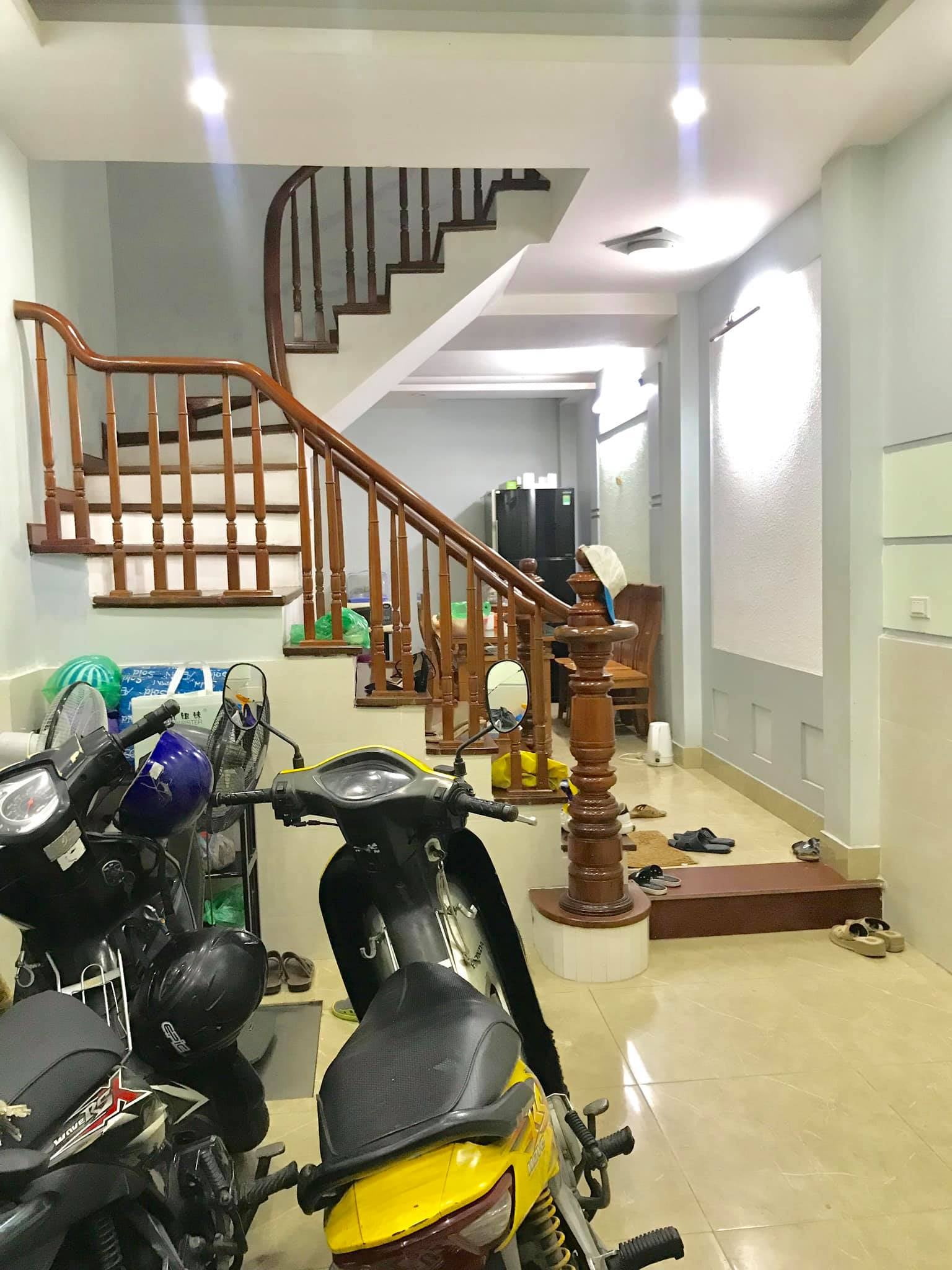 Cần bán Nhà riêng đường Cầu Giấy, Phường Quan Hoa, Diện tích 35m², Giá 3.95 Tỷ - LH: 0963882888 2