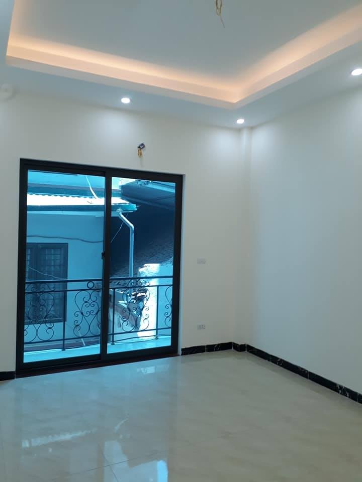NHÀ NAM TỪ LIÊM, 3 GÁC TRÁNH, 20M RA Ô TÔ, DT 34M, 5 TẦNG, GIÁ 36 TỶ 2