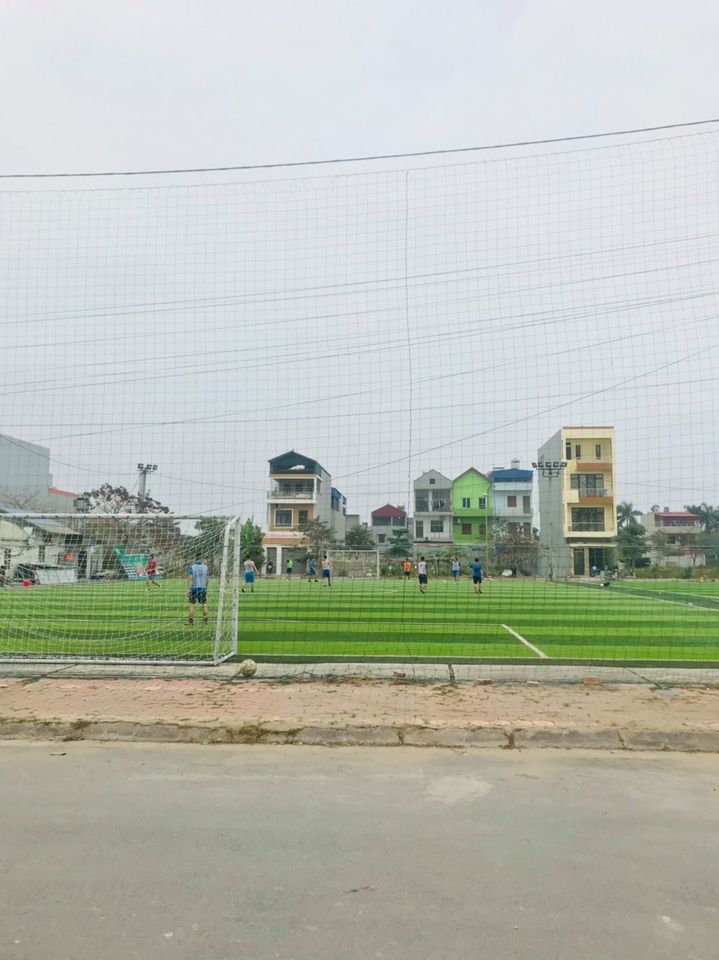 Bán gấp lô đất 100m2 tại V - Green City Phố Nối Hưng Yên.giá 13,5tr/m2 liên hệ : 0973185263 3