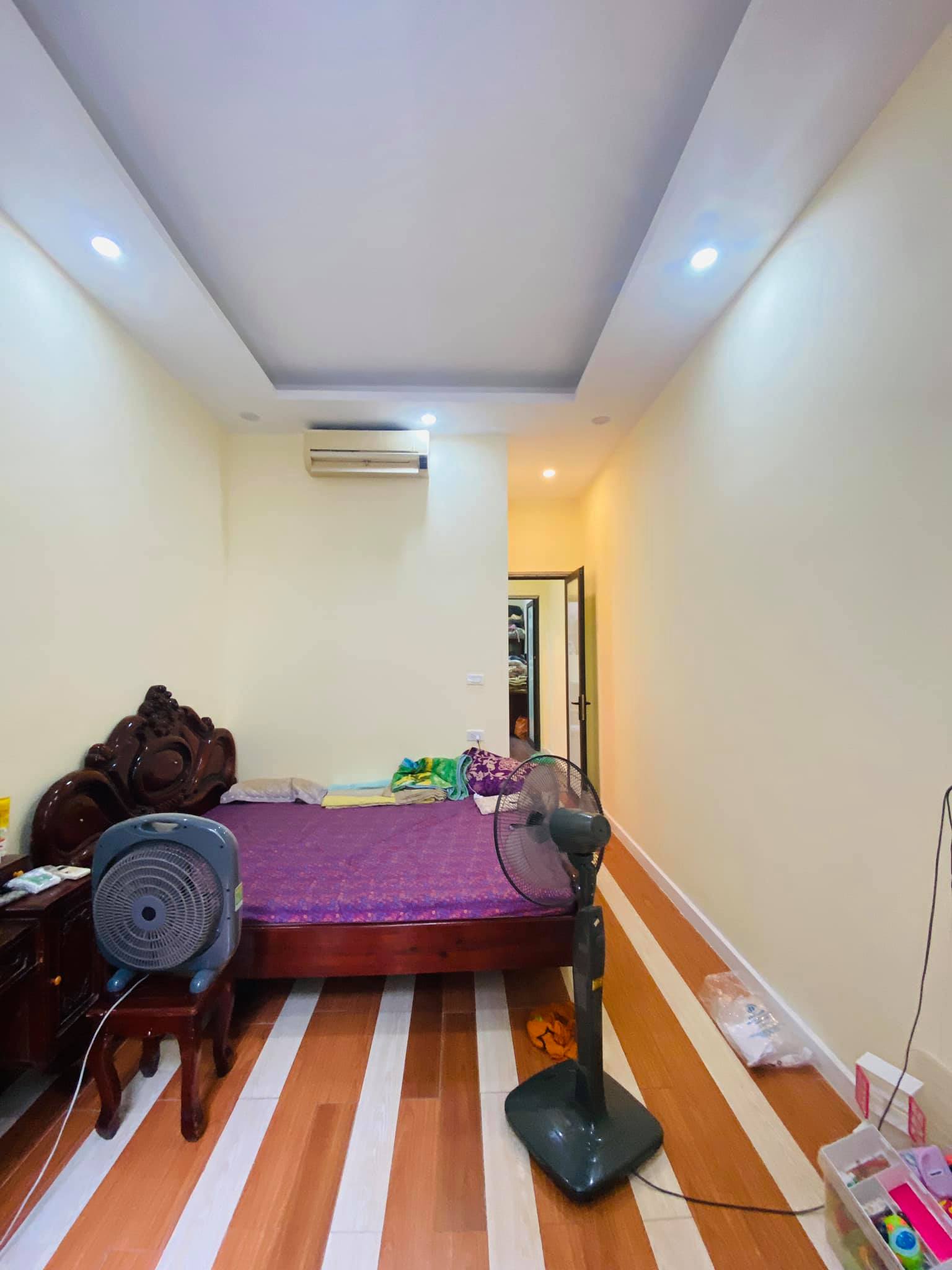 Cần bán Nhà riêng đường Minh Khai, Phường Minh Khai, Diện tích 33m², Giá 565 Tỷ - LH: 0947161359 5