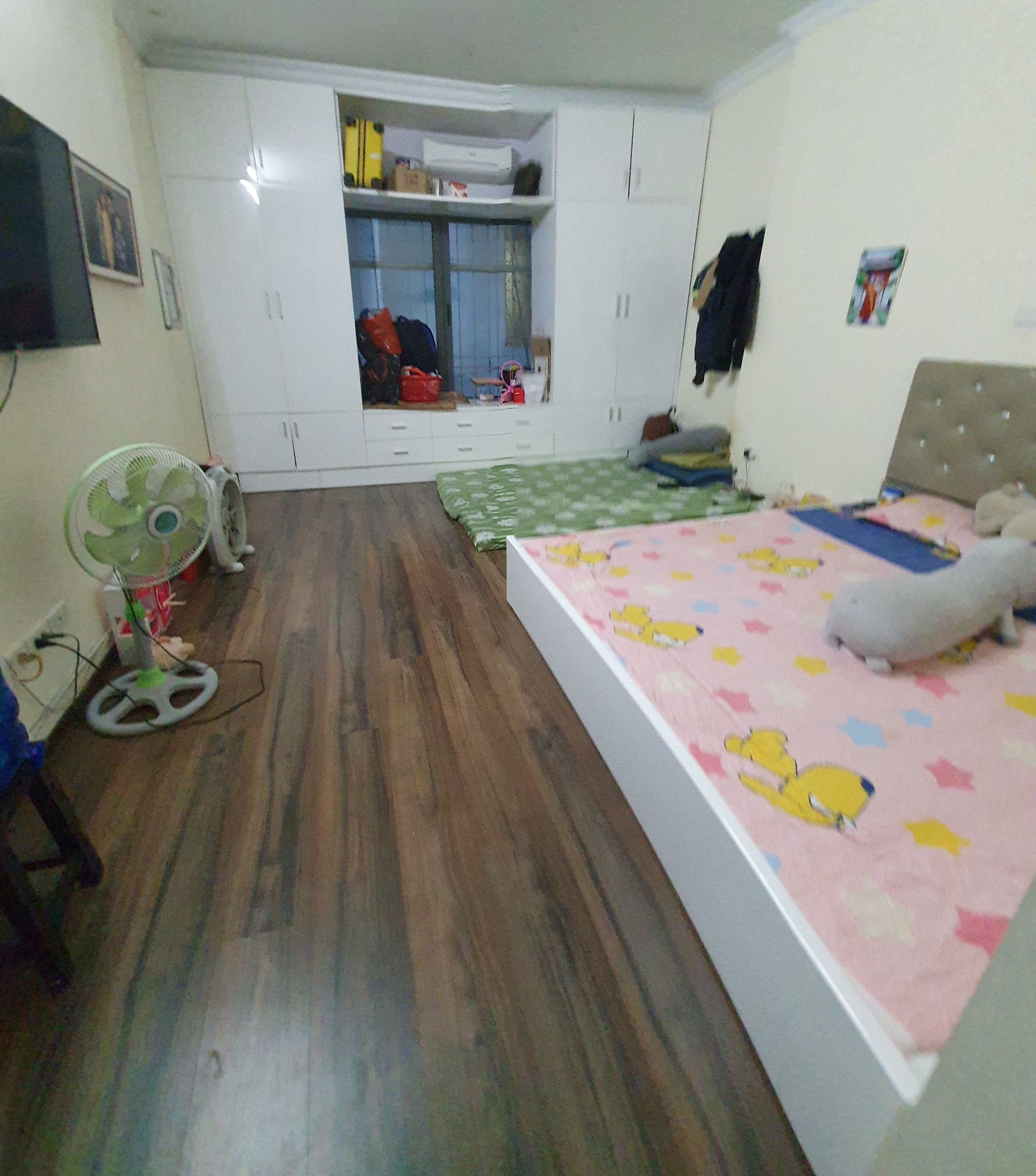 CẦN BÁN NGAY NHÀ CẨM VĂN  ĐỐNG ĐA, 33, 4 TẦNG, 3.85 TỶ - LH: 0977927886 3