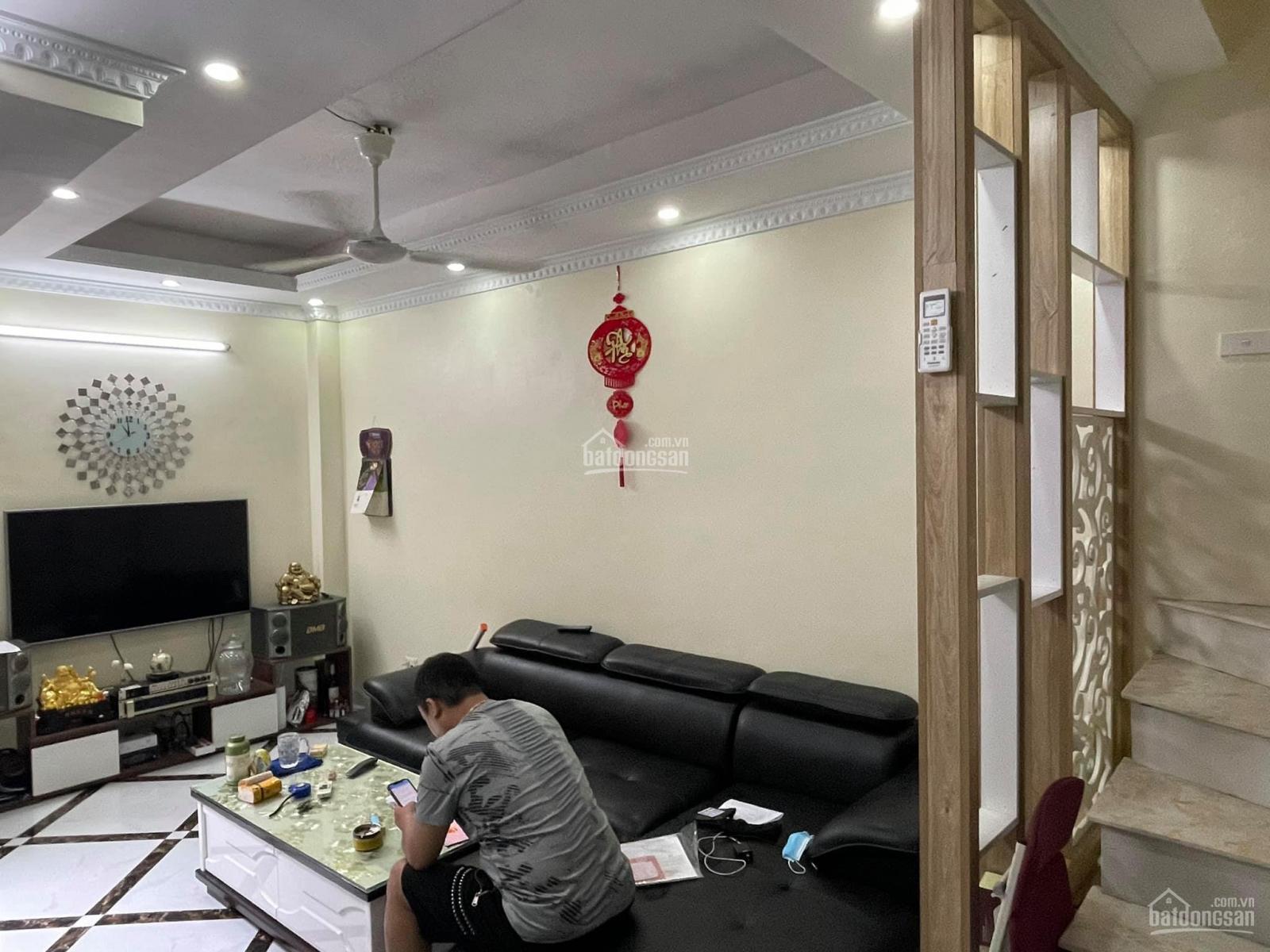 Cần bán Nhà riêng Phường Bách Khoa, Hai Bà Trưng, Diện tích 45m², Giá Thương lượng - LH: 0374557639